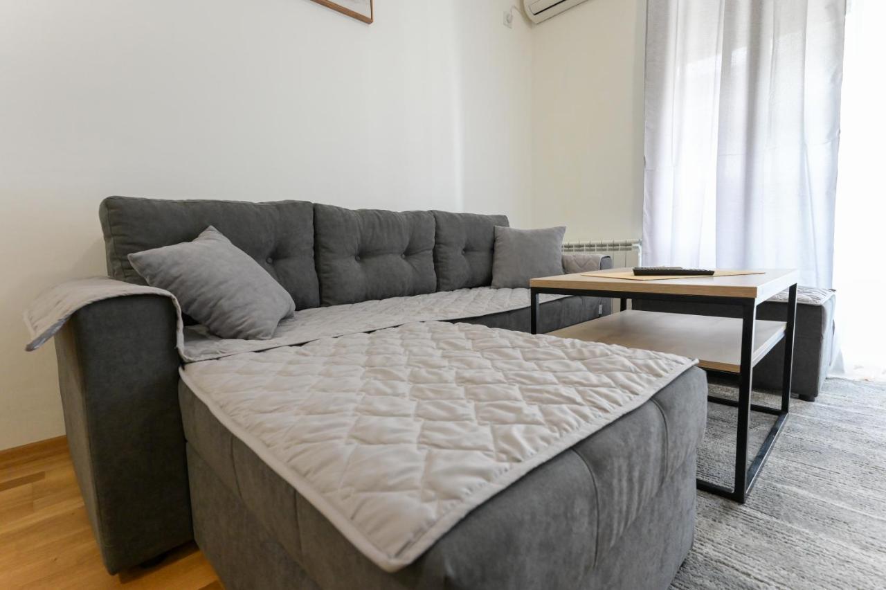 Porta Apartment Скопье Экстерьер фото