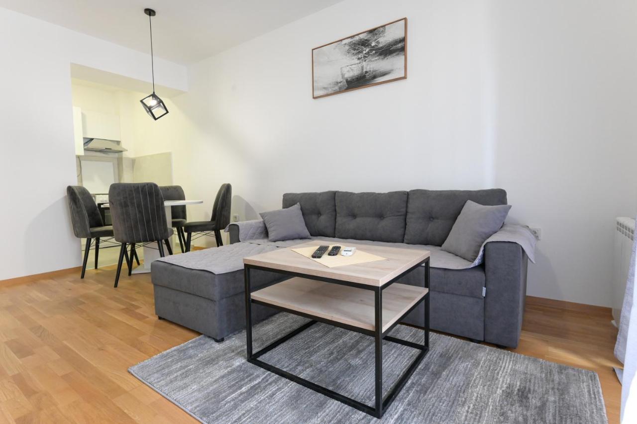 Porta Apartment Скопье Экстерьер фото